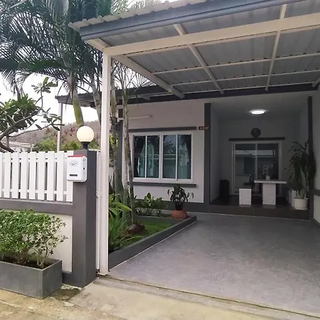 Family House Close To City Center
